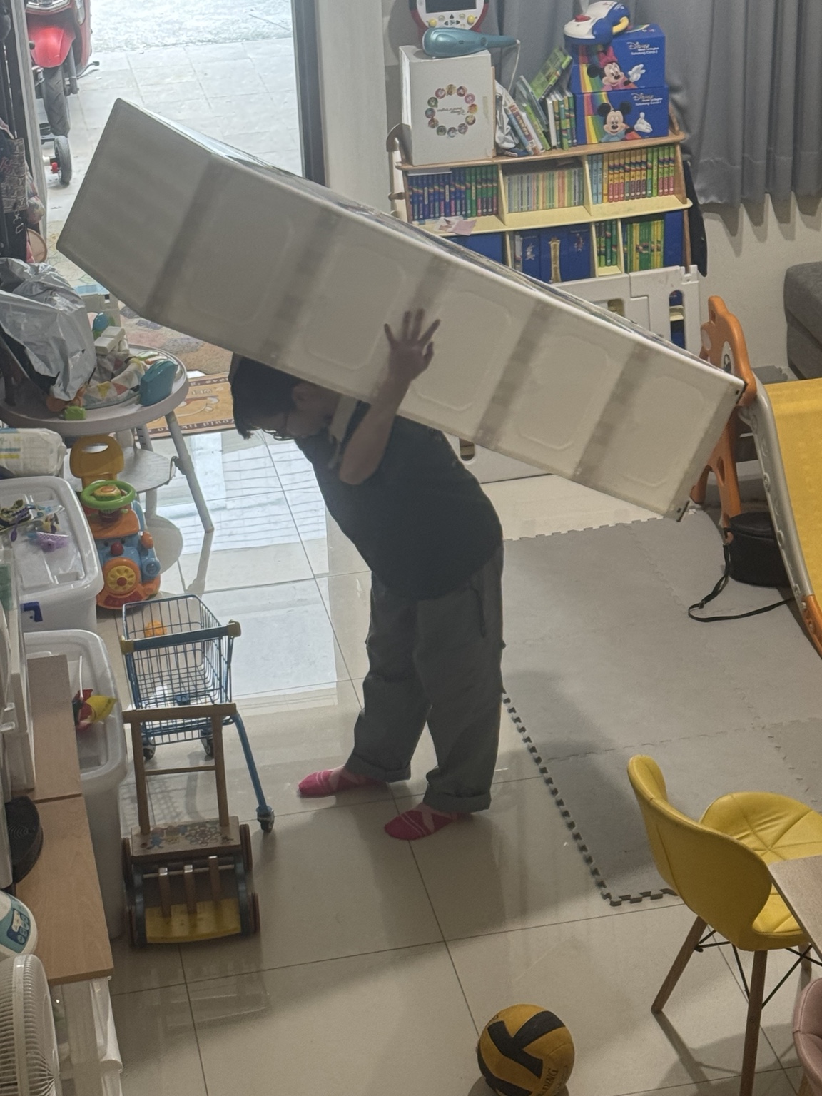 室內大型家具移動